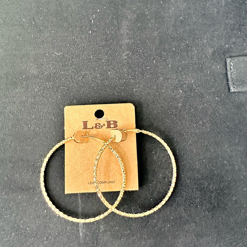 Fashion jewelry gold hoops diamond cut large